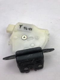 фото thumb №1, Toyota yaris 14-17r замок крышки багажника