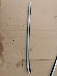 фото thumb №1, Hyundai i40 n3s планка стёкла лобовой правая