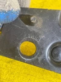 фото thumb №1, Citroen ds3 2012 засувка замка кришки багажника