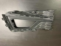 фото thumb №6, Vw polo vi gti решётка бампера правая 2g0853666c оригинал