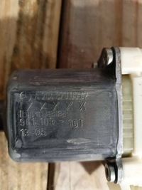 фото thumb №16, Моторчик подъёма стекло правый задняя w204