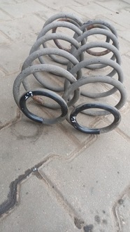 фото thumb №1, Пружина задняя toyota yaris 03r