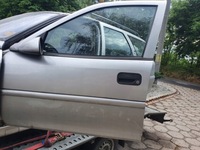 фото thumb №4, Лампа ліва зад задня opel vectra b 2000 універсал