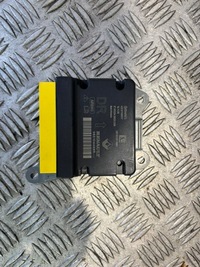 фото thumb №1, Модуль датчик подушок renault clio v 985104488r