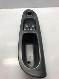 фото thumb №1, Панель переключатель окон renault 7700429992f