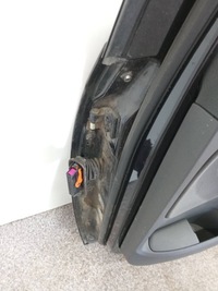 фото thumb №9, Двері праві зад sedan lc9x mk5 volkswagen jetta v 2005-2010