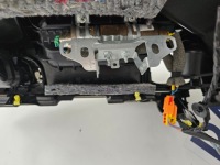 фото thumb №15, Торпедо консоль подушка подушка ремни volvo v60 i / s60 ii оригинал демонтаж