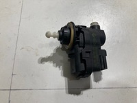 фото thumb №1, 8200402521e моторчик регулировки лампы renault