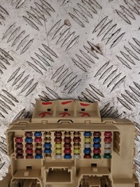 фото thumb №7, Hyundai santa fe iv lift коробка запобіжників bsi 91905-s1080