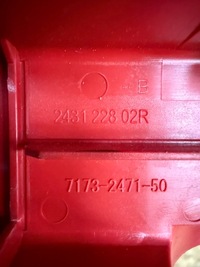 фото thumb №2, Захист заглушка клеми плюсовий renault megane iv talisman 243122802r