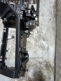 фото thumb №8, Toyota auris ii e18 12-18 каркас панели dół консоли бардачка