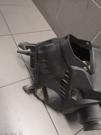 фото thumb №7, Корпус фільтра повітря audi a6 c6 3.2 4f0133835f