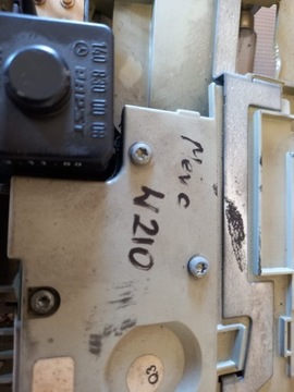 фото thumb №4, Mercedes clk w208 лампа потолок 2088206701