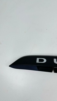 фото thumb №12, Dacia duster 2 ii 2017 - 2023 молдинг накладка крышки багажника задняя 84810807r