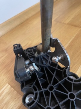 фото thumb №10, Выборщик домкрат коробки передач ford fiesta mk6 vi 2s6r-7c453-mf б/у