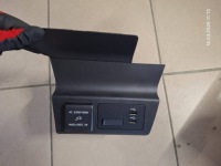 фото thumb №1, Роз'єм usb mazda mx-30 dn4e-669u0