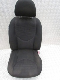 фото thumb №1, Сидіння обшивка pp правий перед toyota rav4 iii 08r