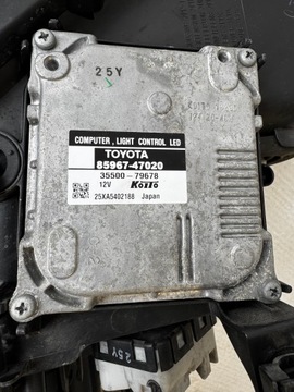 фото thumb №11, Передняя правая лампа правая перед toyota prius iii рестайлинг