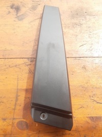 фото thumb №1, Захист стійка b права dacia sandero iii 768183421r