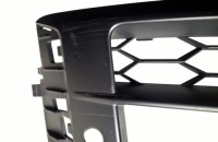 Audi q2 s-line 2016-2020 решётка правая бампера перед оригинальный номер 81a807682l Доставка, фото thumb