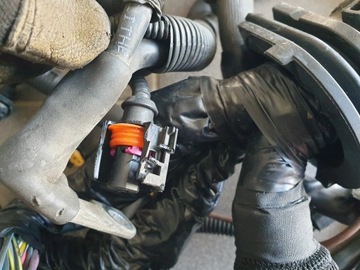 фото thumb №7, Установка двигуна 3.2 fsi cal audi a4 8k1971072af