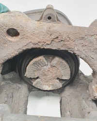 фото thumb №6, Супорт гальмівний праві зад bmw 5 f10