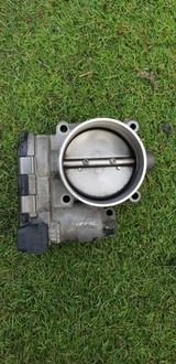 фото thumb №1, Дросельна заслінка vw audi 022133062a