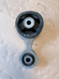 фото thumb №1, Honda cr-v iv 1.6 кронштейн подушка двигателя