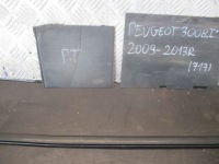 фото thumb №1, Молдинг ущільнювач правий задня peugeot 3008 09-13 r.