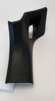 фото thumb №1, Молдинг защита порог volkswagen оригинальный номер 7n0867128b