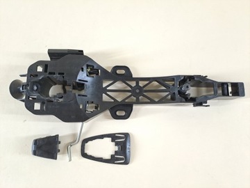 фото thumb №1, Кронштейн ручка зовнішньої двері праві зад dacia logan iii 3 sandero 21r