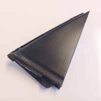 фото thumb №1, Заглушка дверь правых правое задних задние toyota auris ii 67487-02070