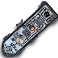 фото thumb №1, Mercedes-benz ml w163 вкладыш лампы правый задняя a1638200077