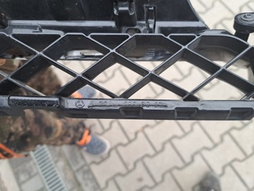 фото thumb №6, Решітка решітка радіатора merrcedes glk рестайлінг w204 камера org