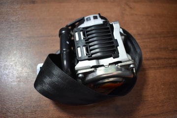 фото thumb №1, Идеальный pas натяжитель задний audi e-tron 1