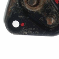 фото thumb №11, Mercedes w204 w212 засов капота замок a2128800060