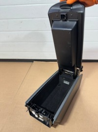 Подлокотник, бардачок средний, бардачок mercedes sl r230, w230 sa в Украине, фото thumb