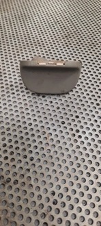 фото thumb №1, Заглушка потолочный 8200393202 renault trafic