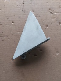 фото thumb №1, Защита заглушка треугольник r nissan vanette serena