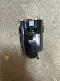 фото thumb №4, Кнопка запуск стоп yaris cross kross 2022 w-wa