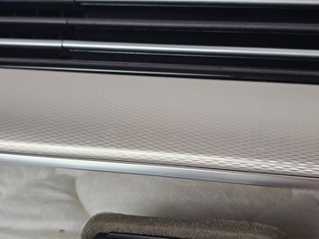 фото thumb №8, Решітка повітропровід рамка dekor захист годинник манометр планка vw passat b8