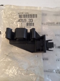 фото thumb №1, Кронштейн трубка berlingo partner оригінальний номер 401933