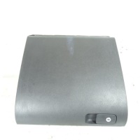 фото thumb №1, Vw golf 5 v бардачок пасажира 5m1857097n