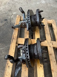 фото thumb №4, Ступиця поворотний кулак передня 17.5 6 шпилька eurocargo