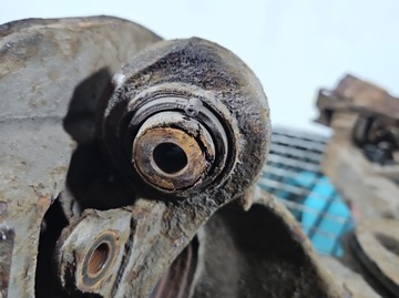 фото thumb №9, Ступиця колеса зад ліва поворотна опора підшипник 4x4 vw golf iv 1.9 tdi