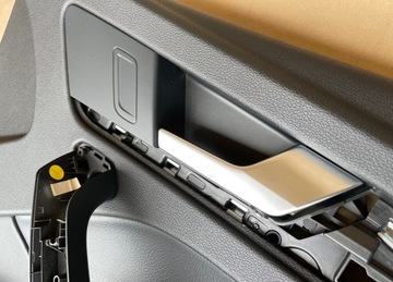 фото thumb №7, Audi q5 80a fy обшивки двері 80a867105a 80a867106a шкіра ідеальні rgb підсвітка.