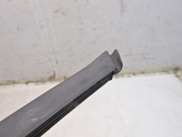 фото thumb №5, Планка скла лобовий права audi a3 8p