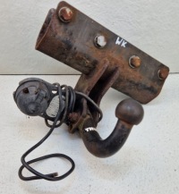 Jeep grand cherokee 3 3 wk 04-10 фаркоп  буксировочный thule откручиваемый с Разборки, фото thumb