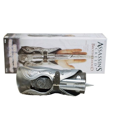 Скрытый выдвижной кинжал Assassins Creed Blade