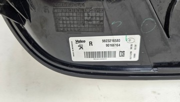 фото thumb №10, Лампа зад задняя правая peugeot 208 ii 9823216580
